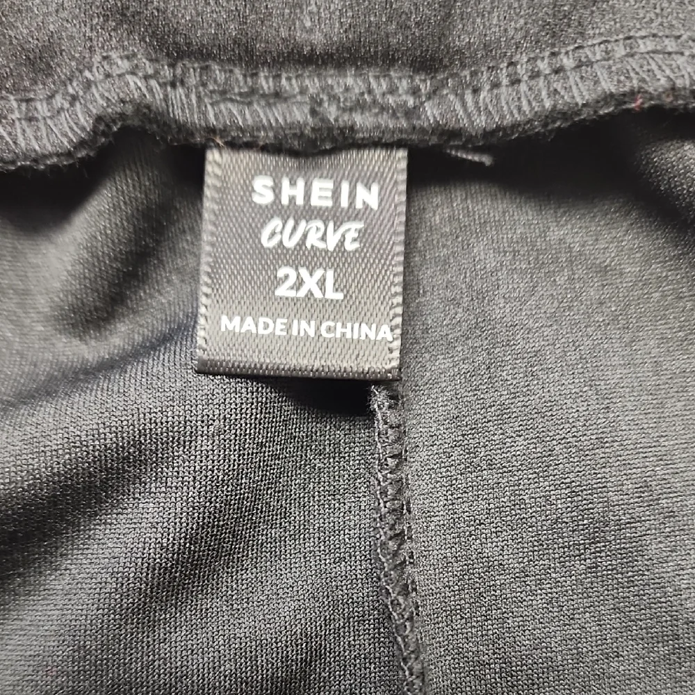 SHEIN Black Curve Pants